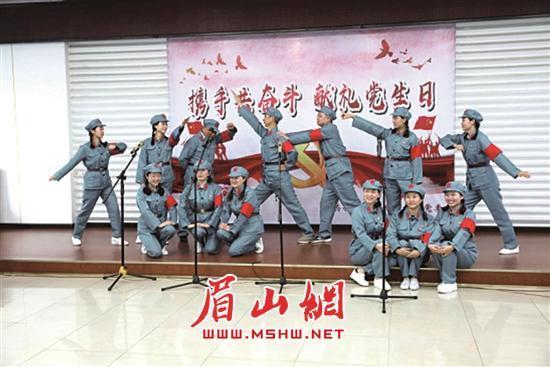 天津七里海湿地再发现一头白色麋鹿，基因有望稳定遗传